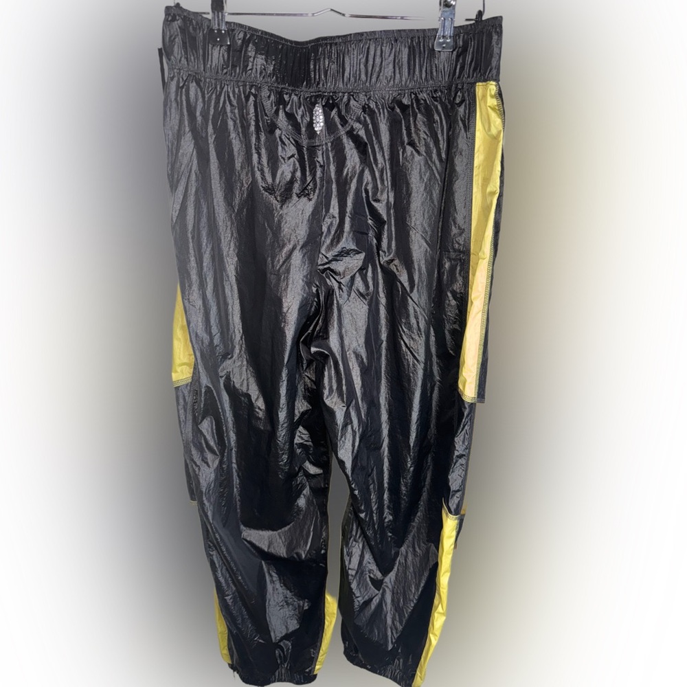 Free People Movement in the Stars Color-block pants. Olive combo size L like New